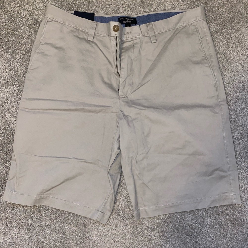 Men’s Banana Republic Tan Shorts NWT